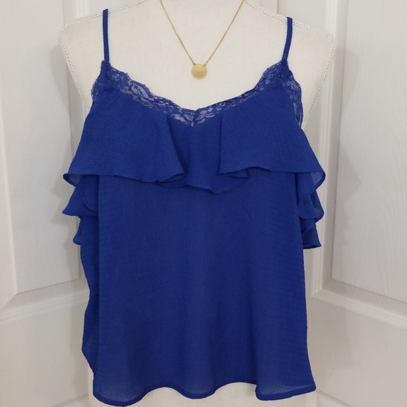 Elodie Tops - Elodie tank top with lace details size M